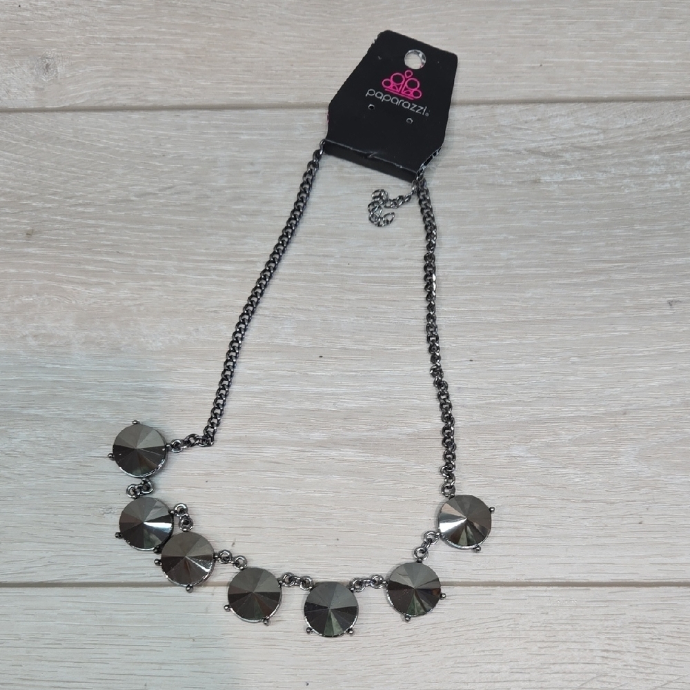 NEW Paparazzi Silver Style Necklace